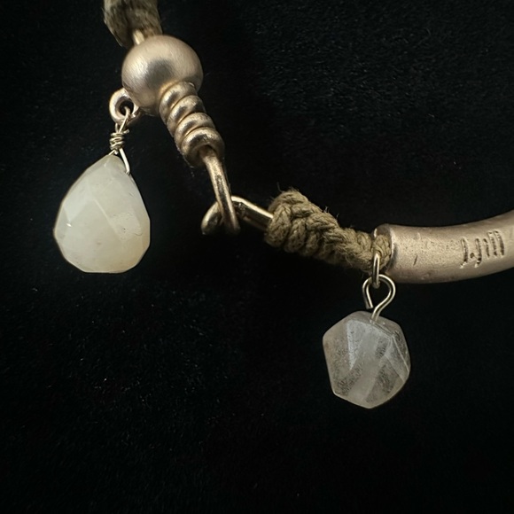 J Jill Antique gold colored Hook Closure Bracelet - Picture 5 of 10